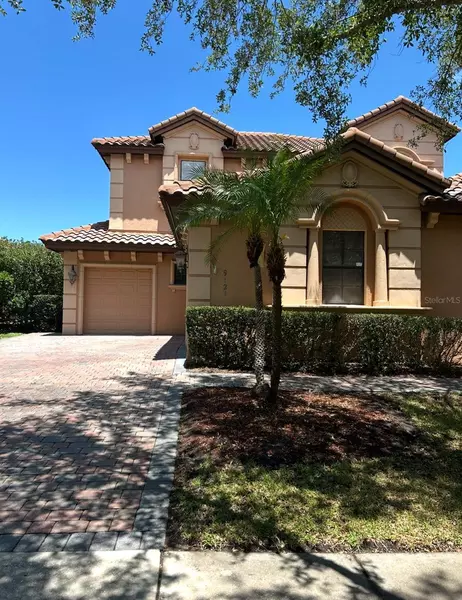 9121 TINTORI LN, Windermere, FL 34786