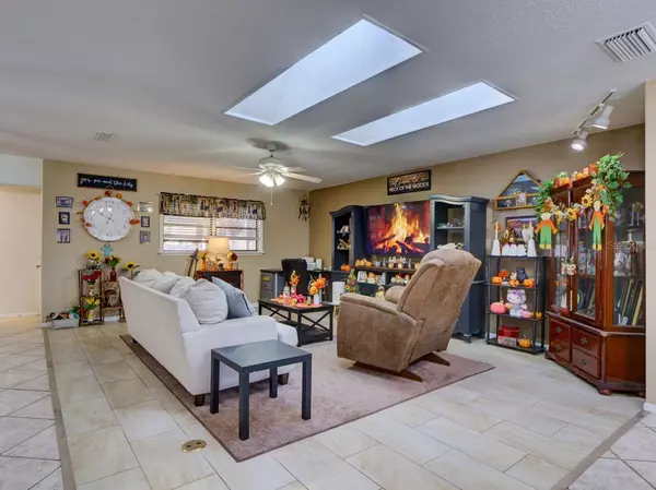 Sorrento, FL 32776,31126 PRESTWICK AVE