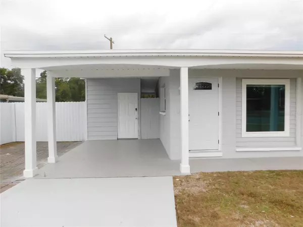 Tampa, FL 33619,2015 WISHING WELL WAY