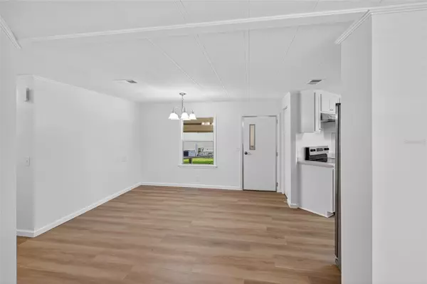 Zellwood, FL 32798,2243 EVERGREEN CIR #1713