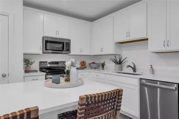 Tavares, FL 32778,3035 JESSAMINE DR