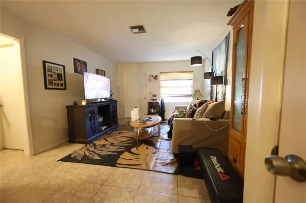 Longwood, FL 32750,566-568 LAND AVE