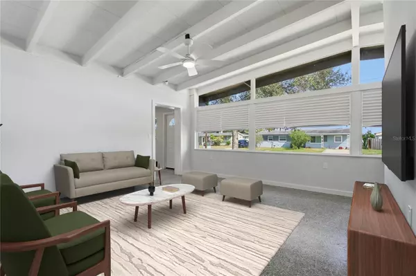 Oldsmar, FL 34677,316 COUNTRY CLUB DR