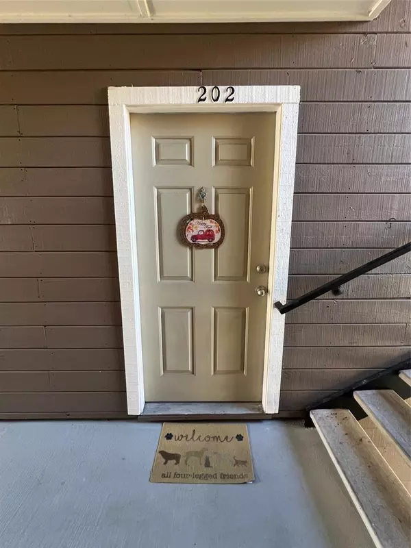 Altamonte Springs, FL 32714,224 AFTON SQ #202