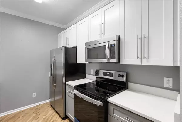 Orlando, FL 32835,6084 STEVENSON DR #209