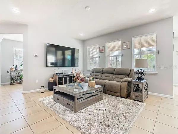 Kissimmee, FL 34741,2510 FONTAINE DR