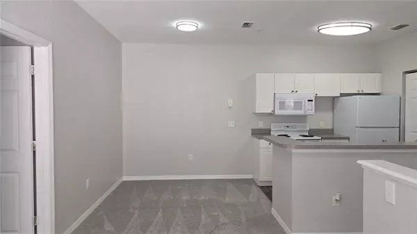 Altamonte Springs, FL 32714,875 GRAND REGENCY PT #202