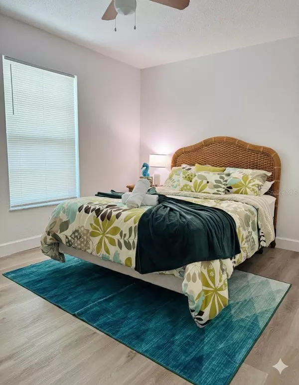 St Petersburg, FL 33702,6320 CEDAR ST NE