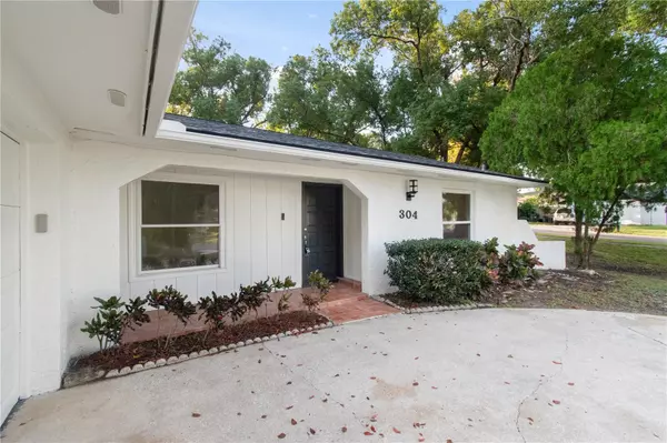 Altamonte Springs, FL 32701,304 BARCLAY AVE