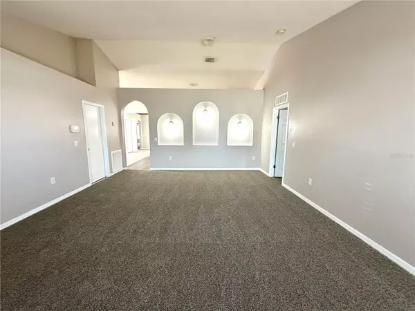 Winter Haven, FL 33880,841 SUN RIDGE VILLAGE DR