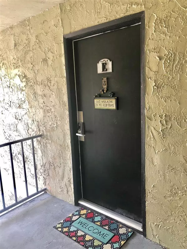 Altamonte Springs, FL 32714,954 LAKE DESTINY RD #E