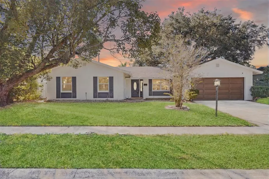 2218 KING RICHARDS CT, Winter Park, FL 32792