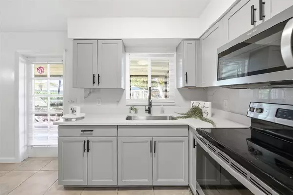 Winter Park, FL 32792,5110 N WOODCREST DR