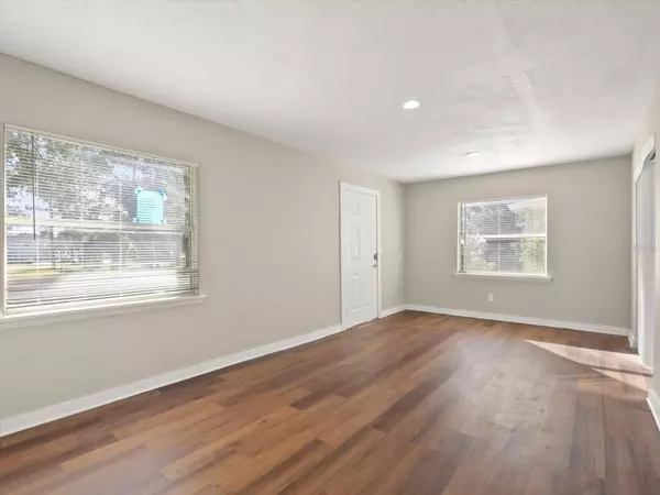 Clermont, FL 34711,540 E HIGHLAND AVE