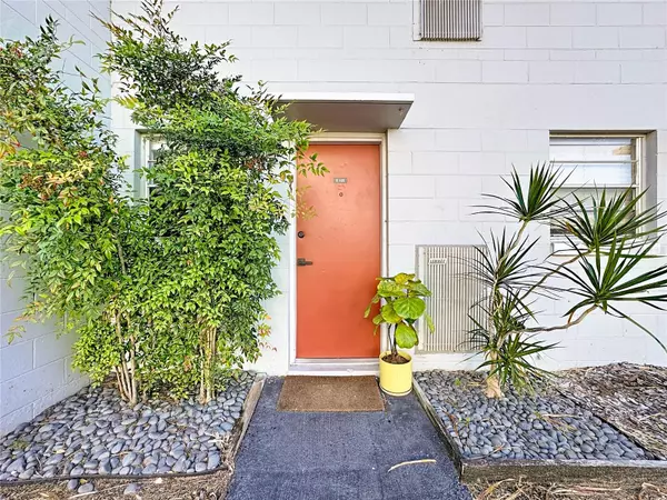 Orlando, FL 32804,4328 EDGEWATER DR #E103