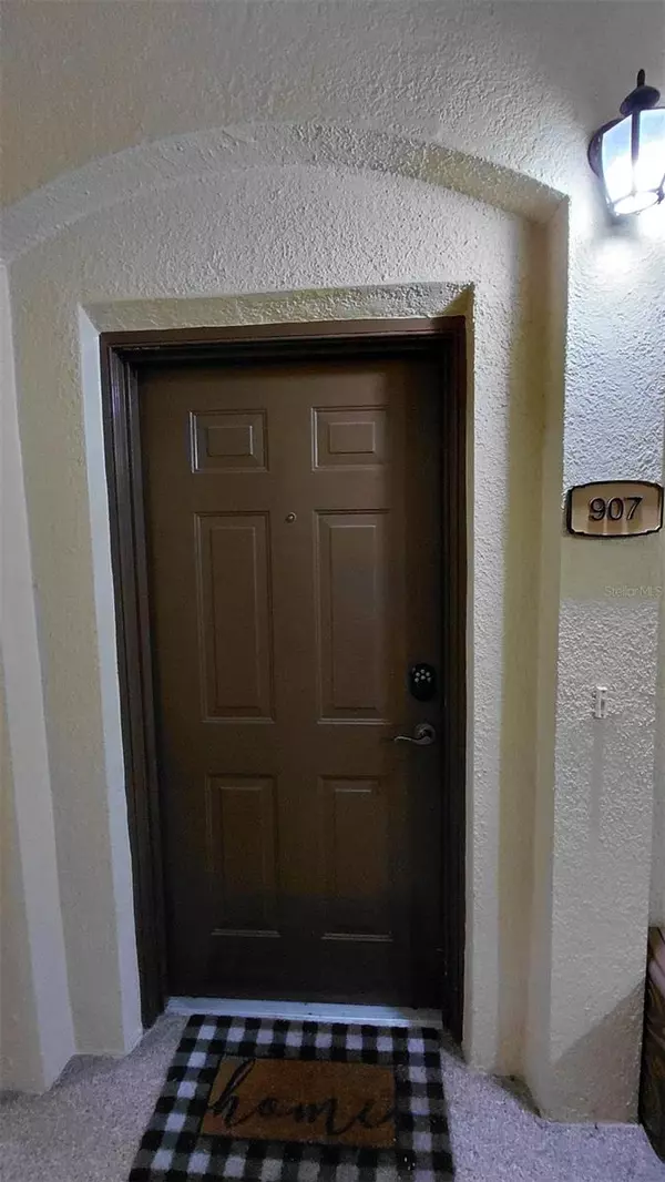 Windermere, FL 34786,11564 MIZZON DR #104