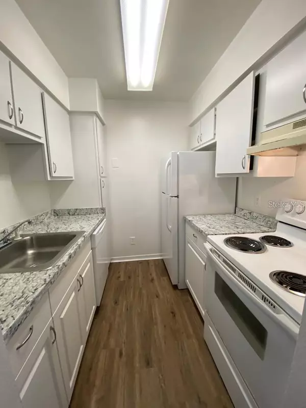 Altamonte Springs, FL 32714,285 WYMORE RD #101