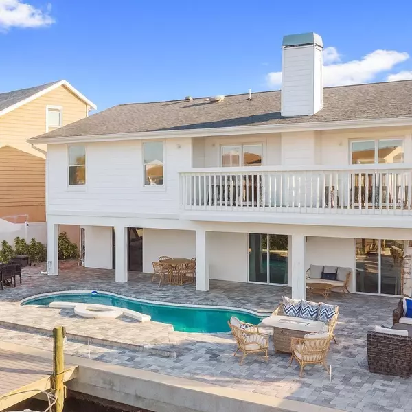 Indian Rocks Beach, FL 33785,328 6TH AVE