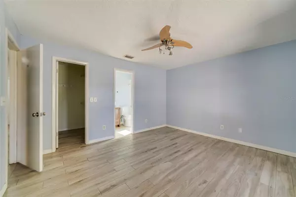 Orlando, FL 32817,2516 OLIVE BRANCH WAY