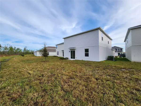 Daytona Beach, FL 32124,1227 BELLE ISLE LN