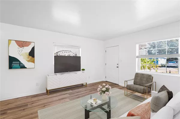 St Petersburg, FL 33707,1517 GRAY ST S