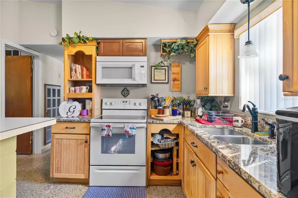 Oviedo, FL 32765,528 DOCTORS DR