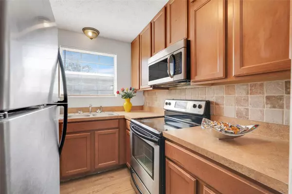 Orlando, FL 32803,4312 LAKE UNDERHILL RD #19