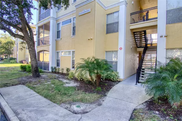 Maitland, FL 32751,1440 LAKE SHADOW CIR #8301