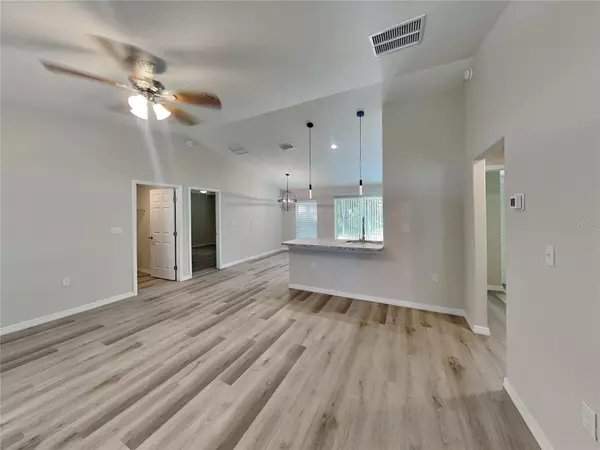 Ocala, FL 34472,27 PINE CIR