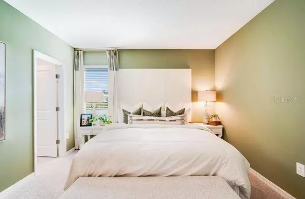 Groveland, FL 34736,7468 SANDSTONE DR