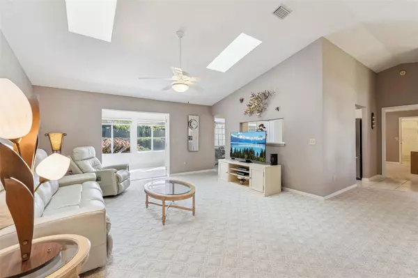 Port Orange, FL 32127,935 CHICKADEE DR