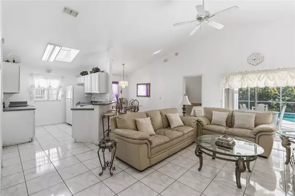 Kissimmee, FL 34743,2384 FLAMINGO LAKES DR