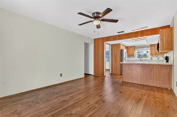 Orlando, FL 32825,150 PEPPERTREE DR