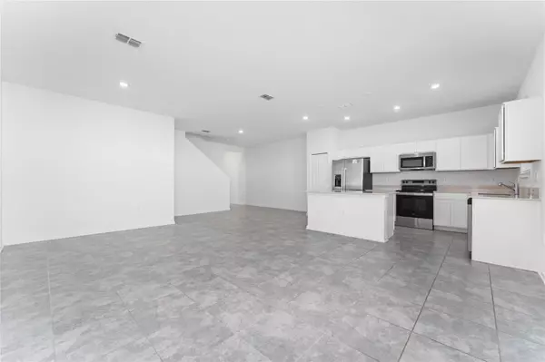 Davenport, FL 33896,109 BOGEY DR