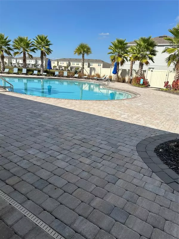 Palmetto, FL 34221,5924 WHETSTONE CT