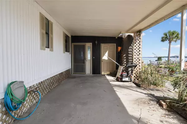 Tavares, FL 32778,12315 US HIGHWAY 441 #LOT 11