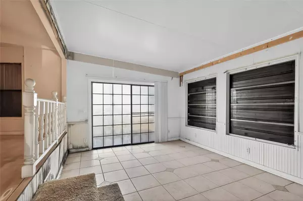 Tavares, FL 32778,12315 US HIGHWAY 441 #LOT 11