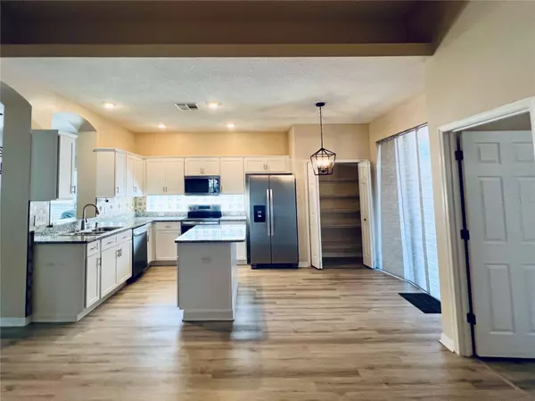 Sanford, FL 32771,124 QUEENS CT