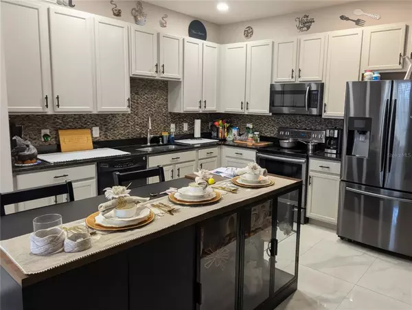 Kissimmee, FL 34744,2825 RUNNING BROOK CIR