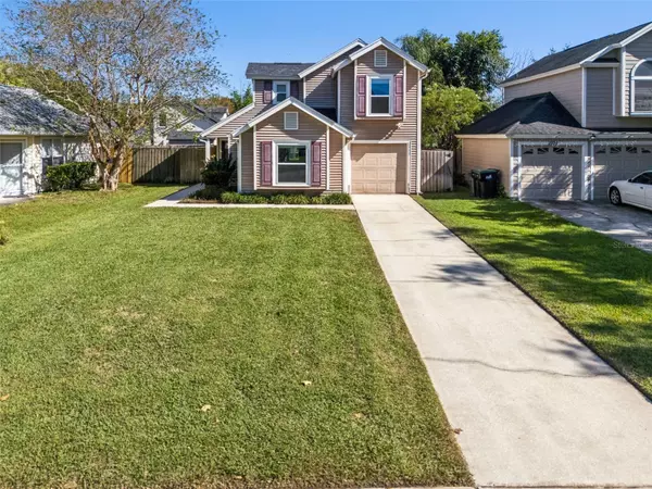 Orlando, FL 32825,2111 CHURCHILL DOWNS CIR