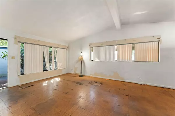 Winter Park, FL 32792,502 DUNBLANE DR