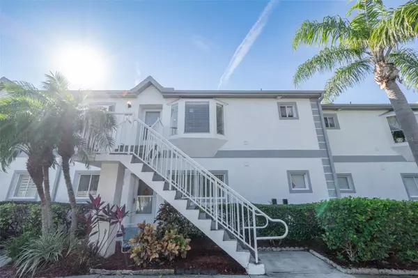 419 OCEAN PARK LN #V146, Cape Canaveral, FL 32920