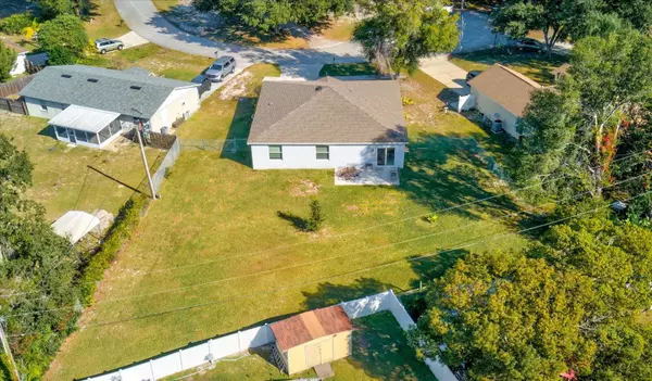 Deltona, FL 32725,907 MARQUETTE CT