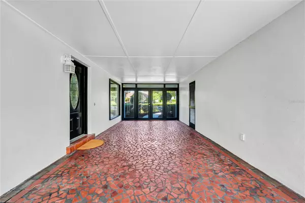 Orlando, FL 32819,6215 DONEGAL DR