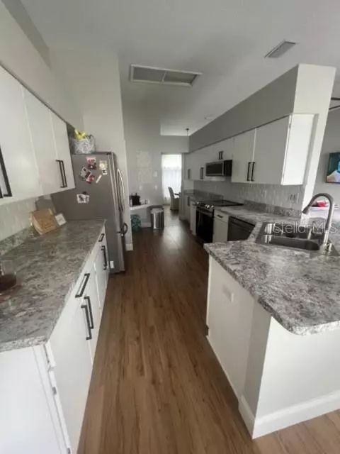 Oviedo, FL 32765,1022 BECKSTROM DR