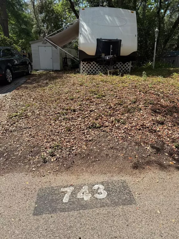 Apopka, FL 32703,3000 CLARCONA RD #743