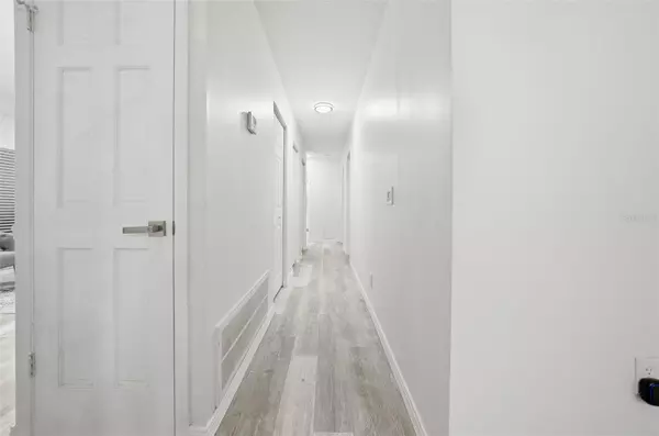 Brandon, FL 33510,401 GREENVIEW DR