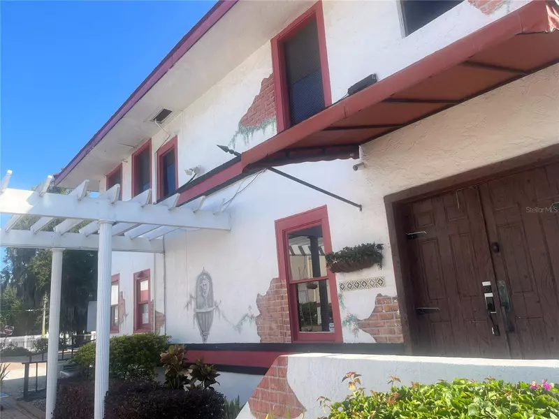 517 W COLONIAL DR, Orlando, FL 32804