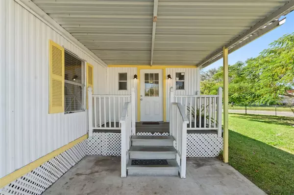 Orlando, FL 32822,7518 SABRE ST