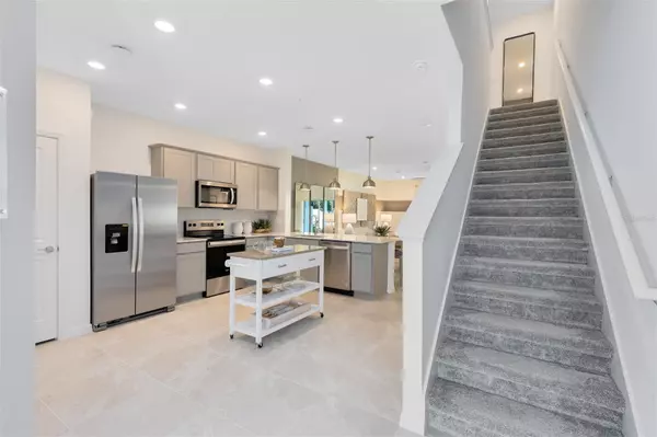 Sanford, FL 32773,3271 CANYON BAY PT